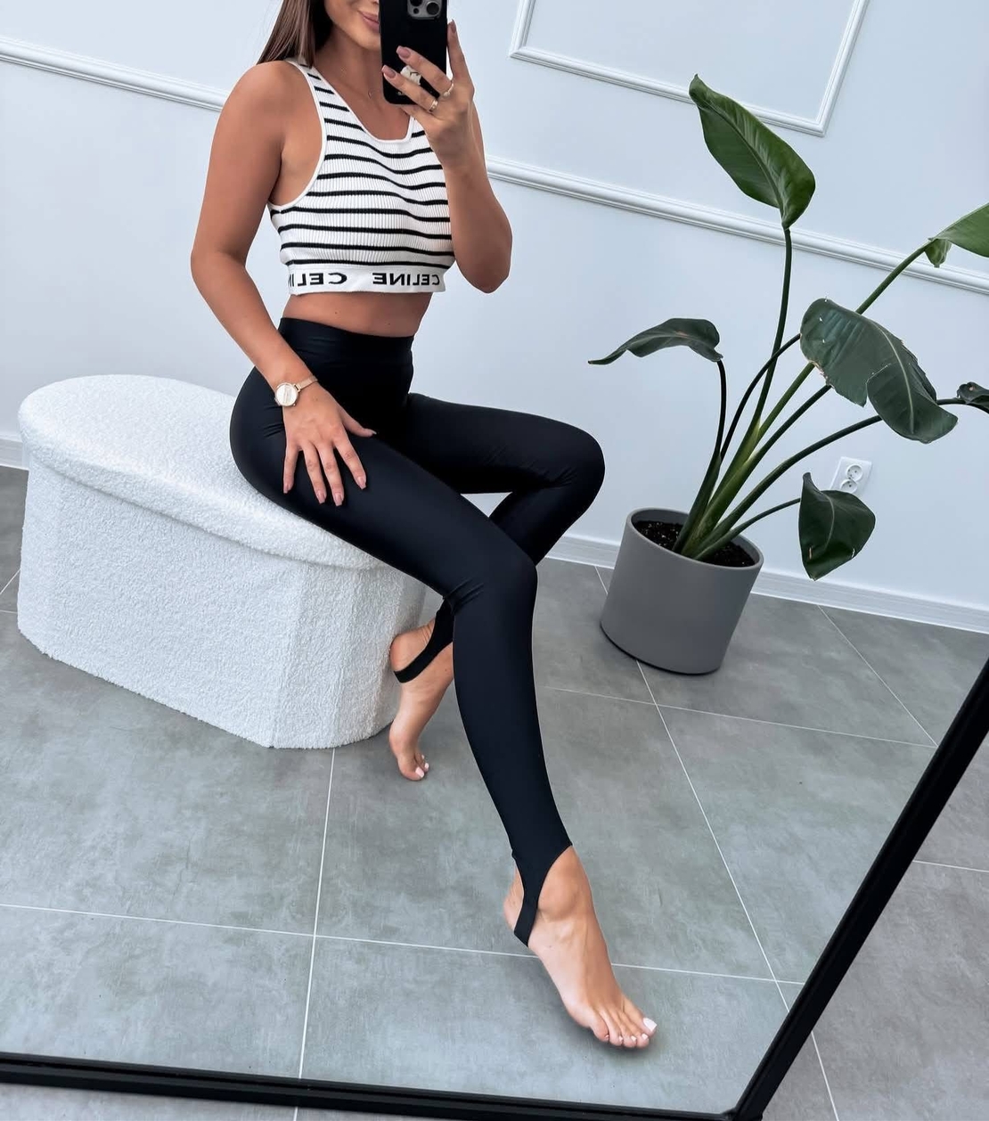 ShapeFlex Black – спортно-елегантен клин