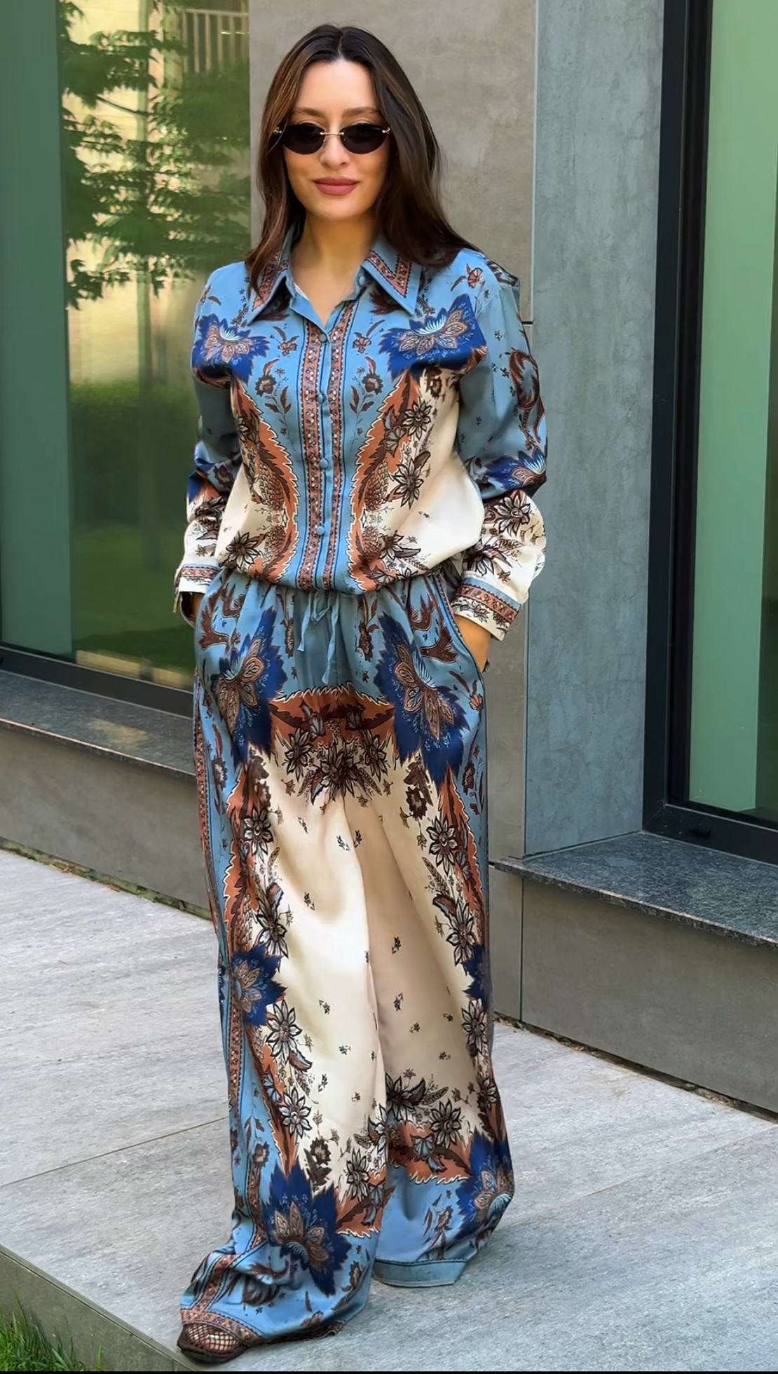 “Blue Ornament “ Premium Satin Set  – модел на Zimmermann