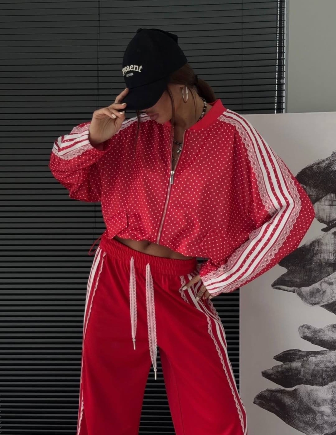 “ Bella “ red - спортен екип  с дантела
