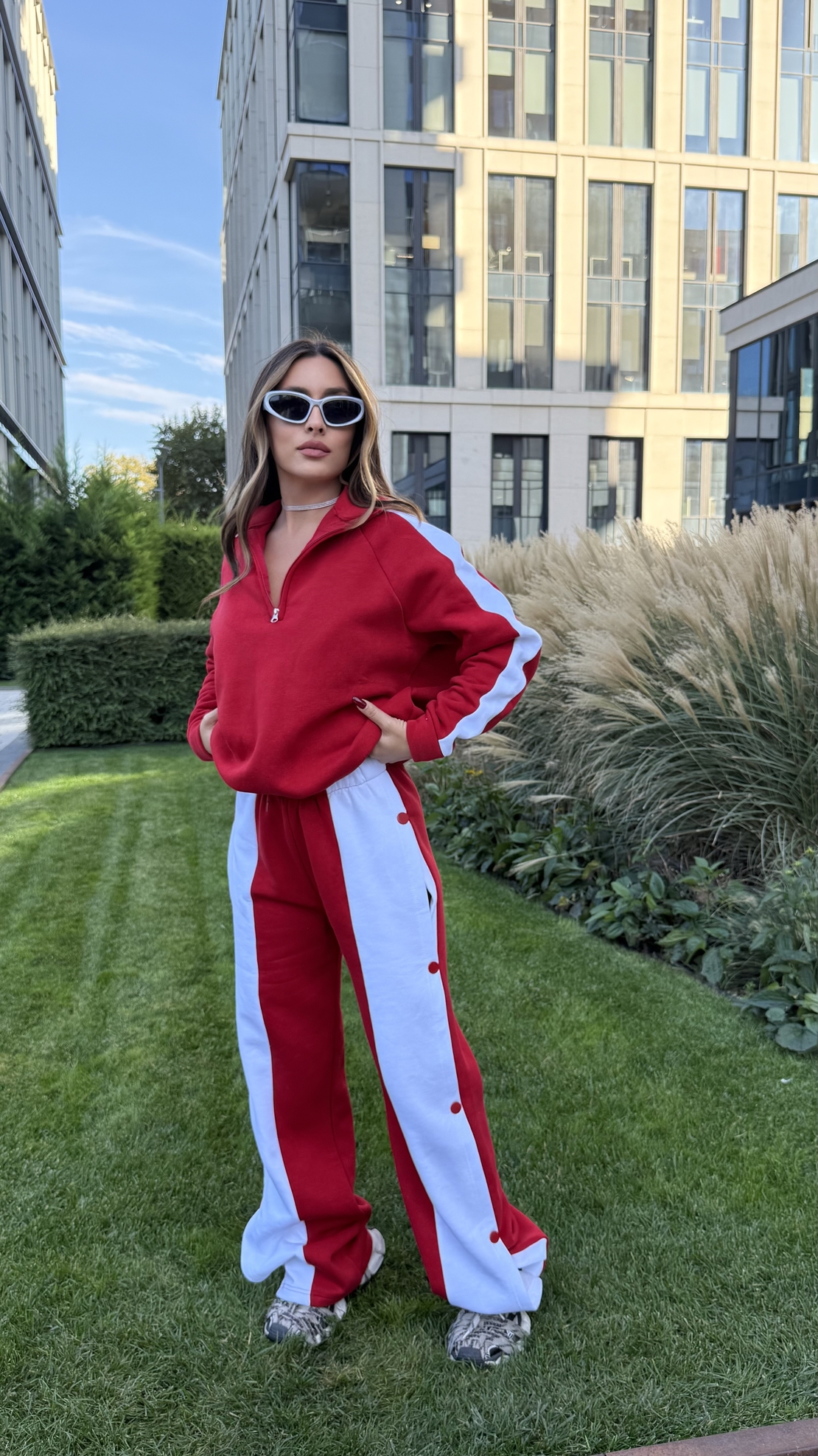 “ Urban Contrast Luxe Set “ red - спортен екип с копчета