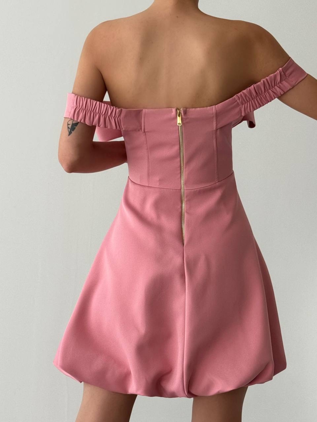 Eleganza – Елегантна рокля с панделка Pink
