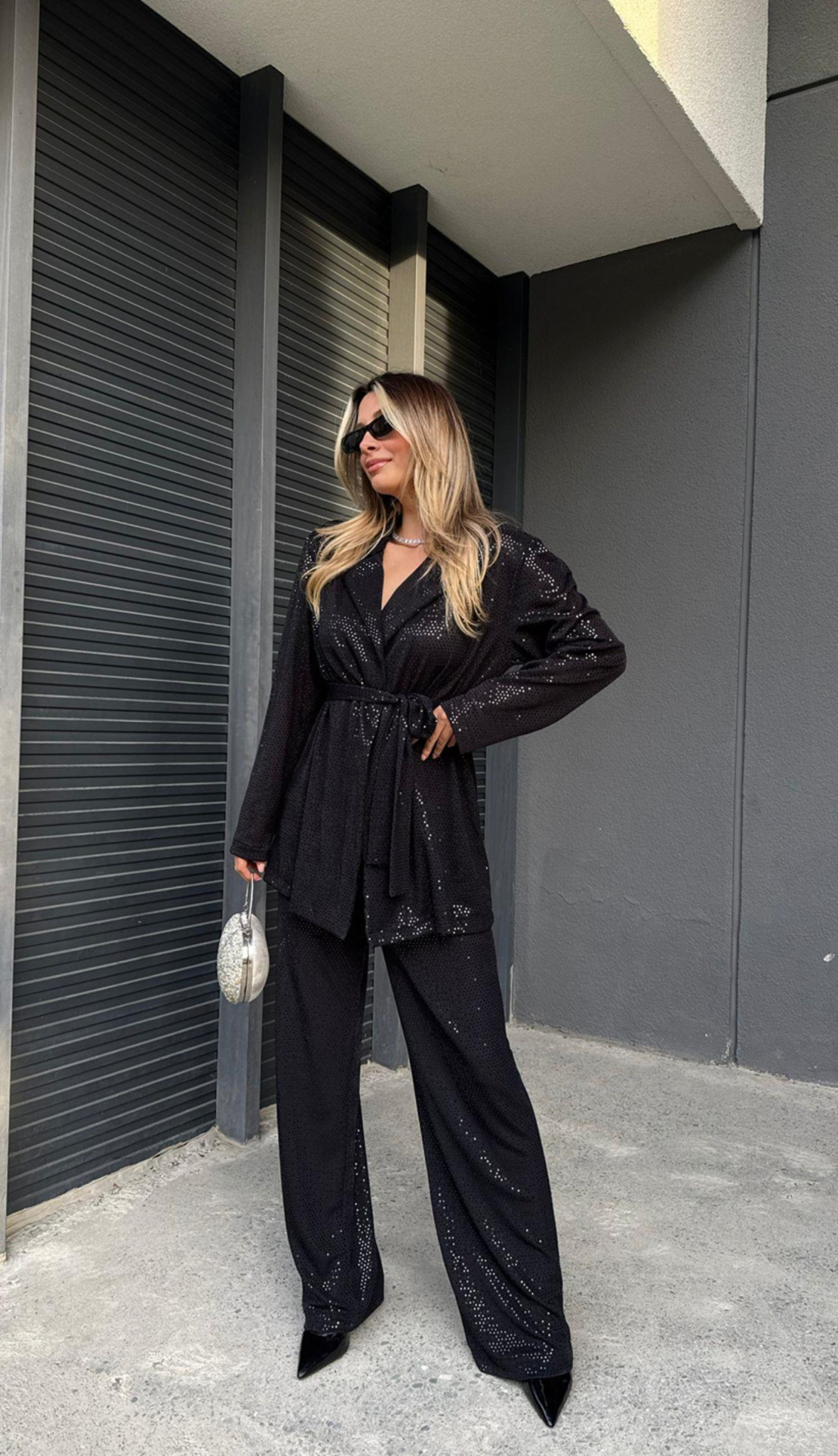 “Shine Party Suit” Black – Елегантен костюм с пайети