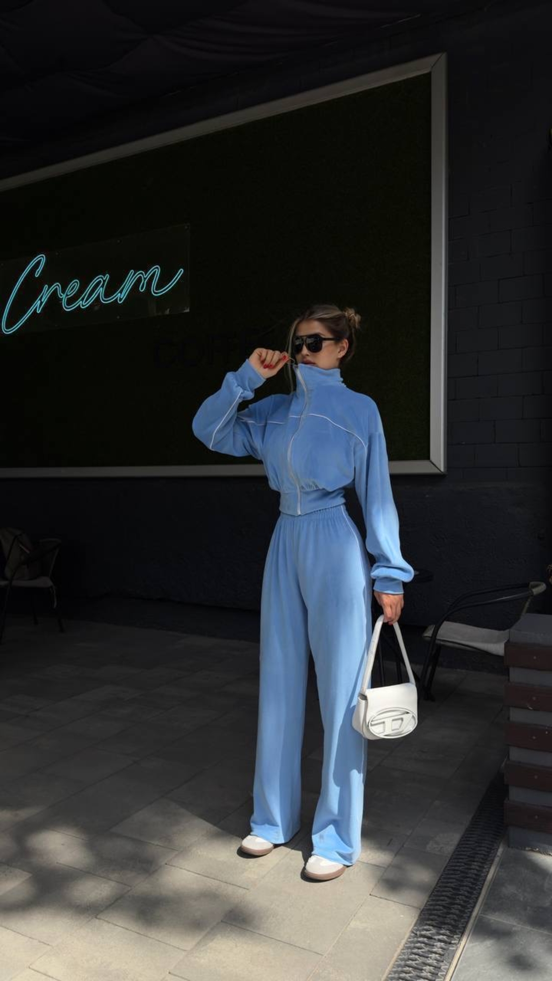 Velour Touch Set Blue – спортен екип от мек велур