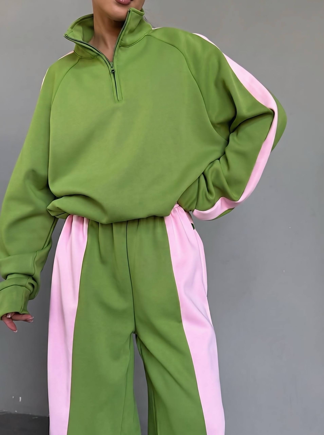 “ Urban Contrast Luxe Set “ green - спортен екип с копчета