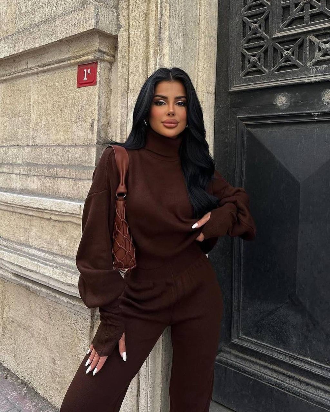 Mocha Cozy Elegance Set - плетен комплект с пуловер и панталон