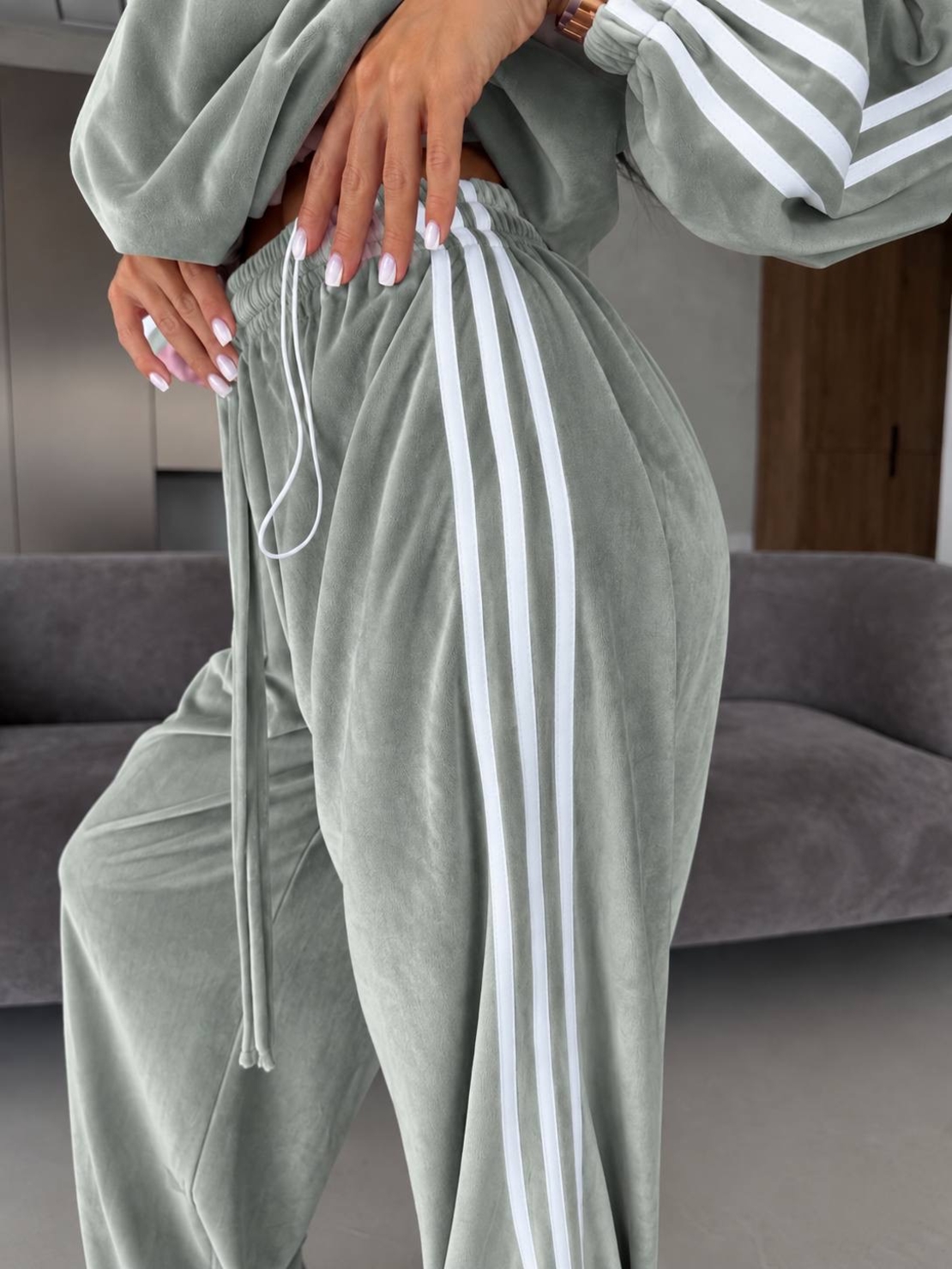 “ Velour contrast Set “ green – спортен екип от мек велур