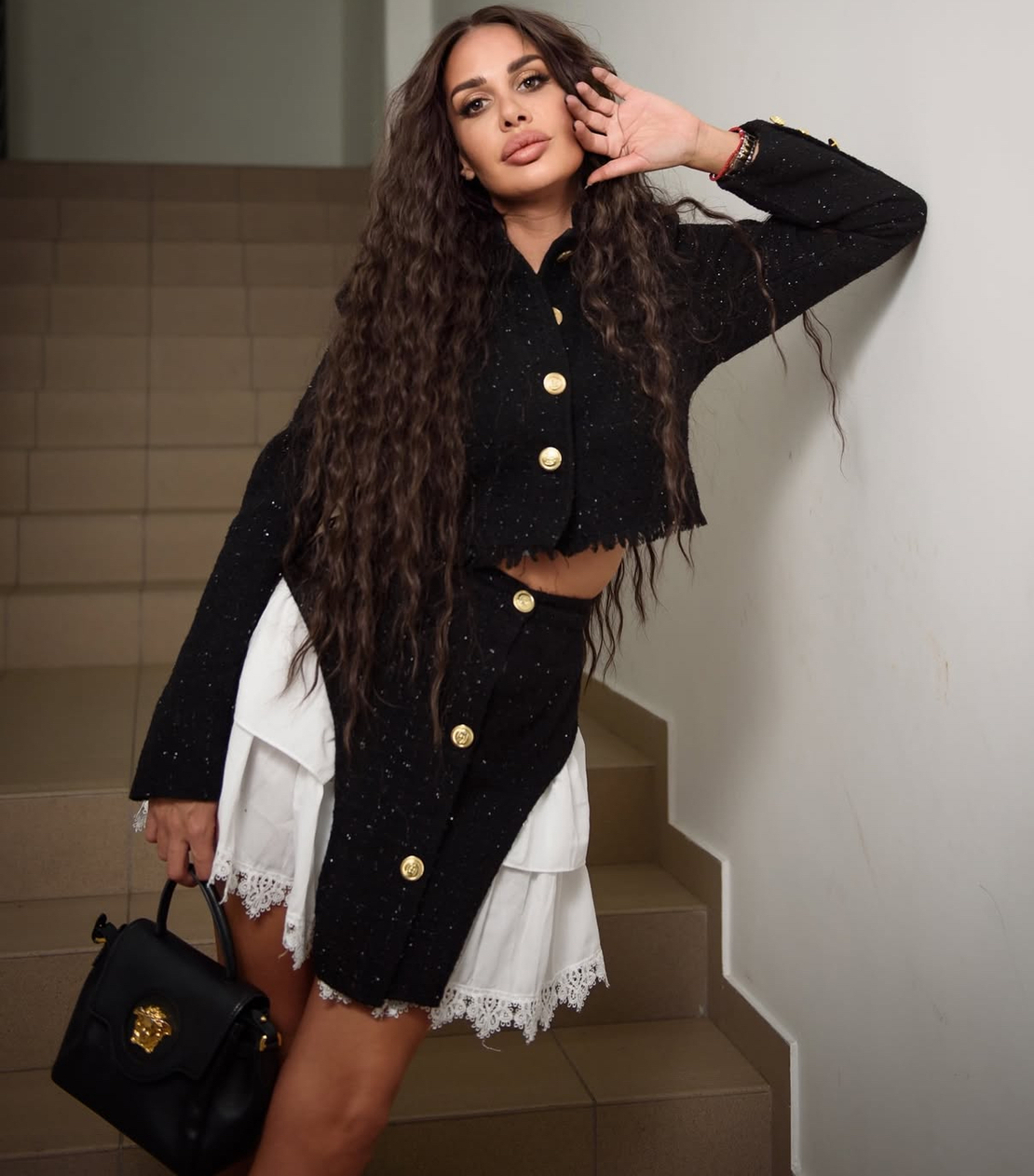 Elegant Contrast Set – дамски костюм от букле