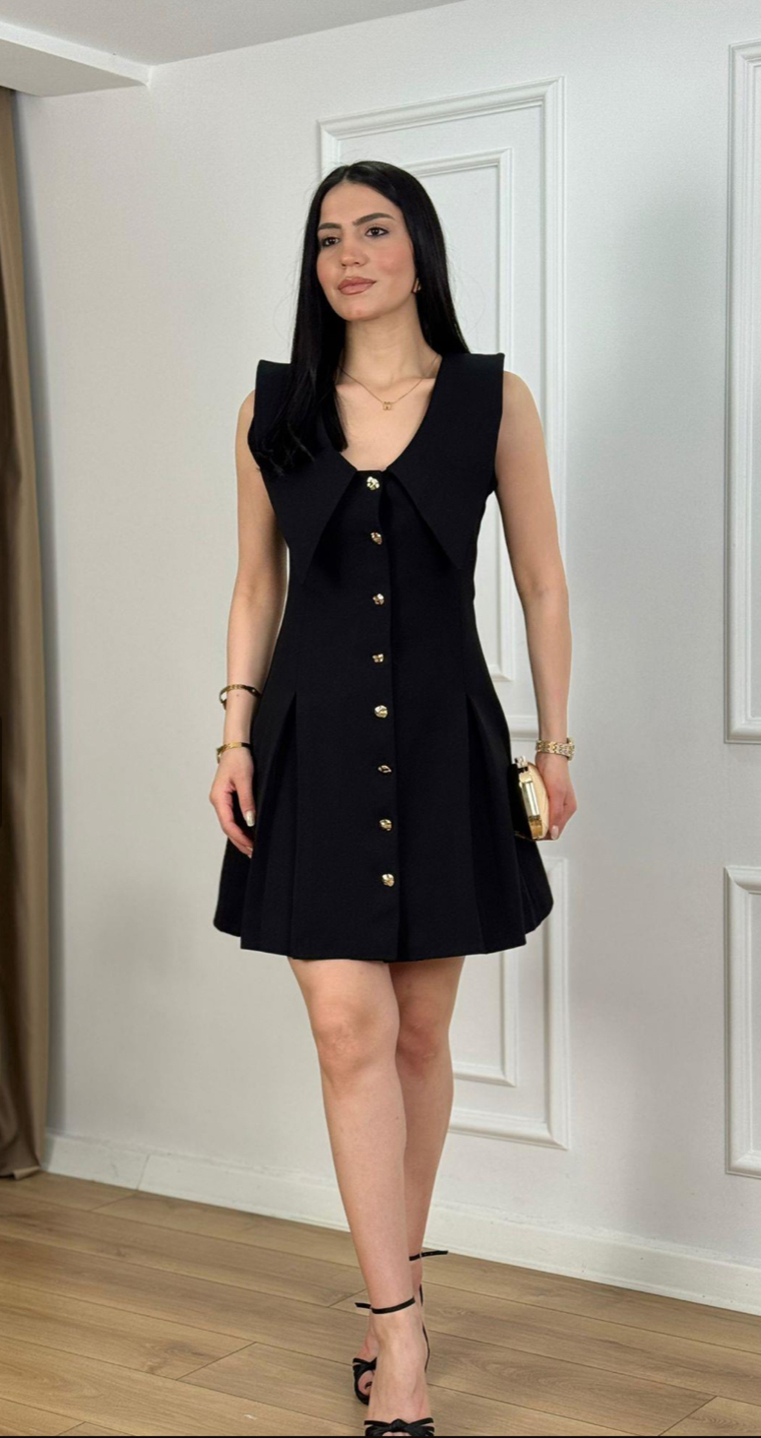 Luxe Dress в Черно
