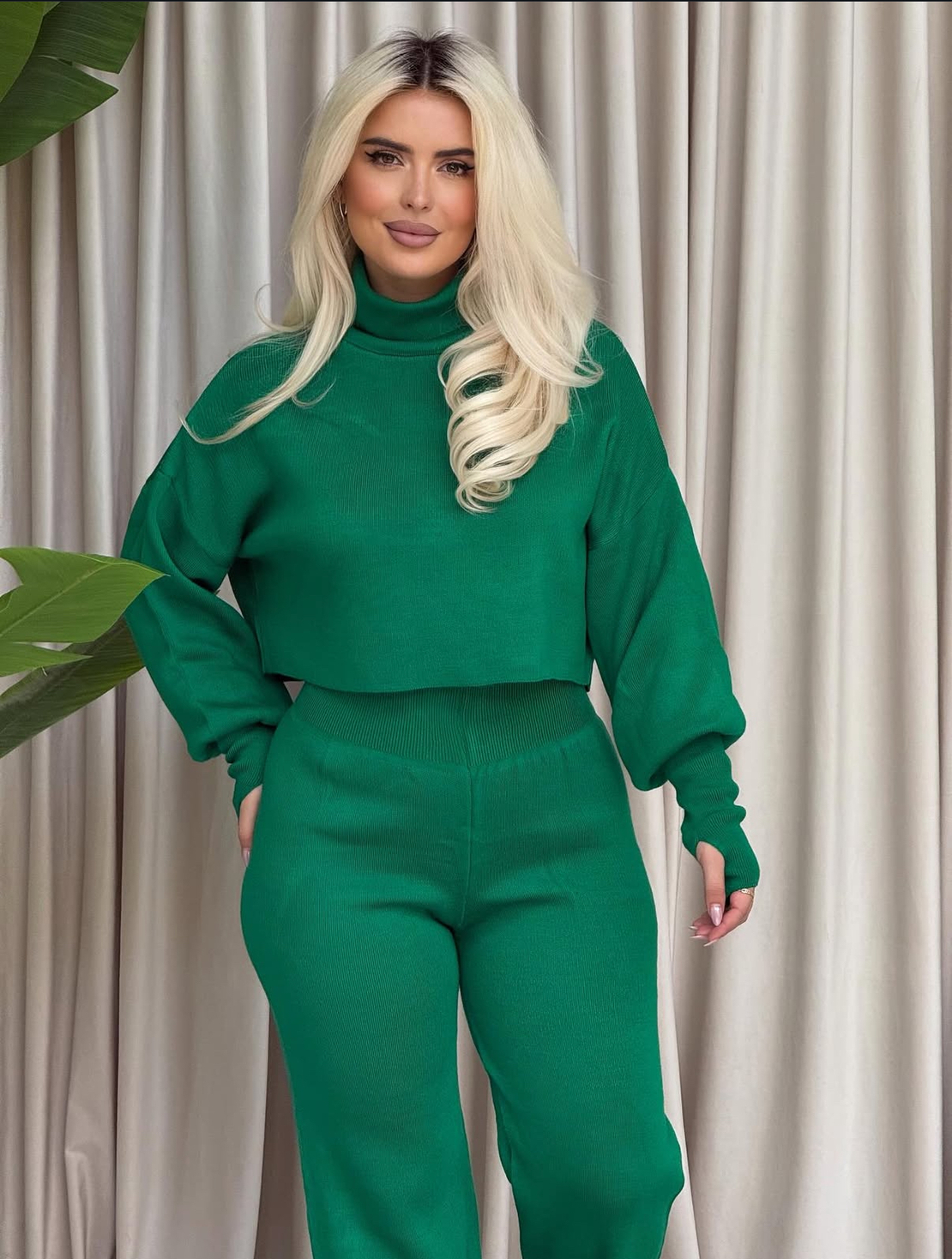 Cozy Elegance Set Green - плетен комплект с пуловер и панталон