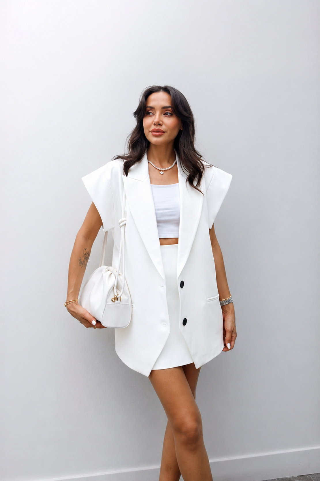 “Bold Elegance” White