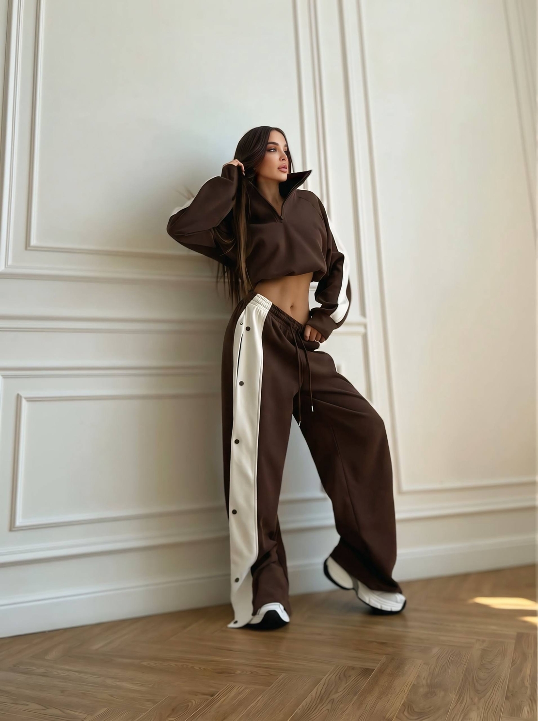 “ Urban Contrast Luxe Set “ brown - спортен екип с копчета