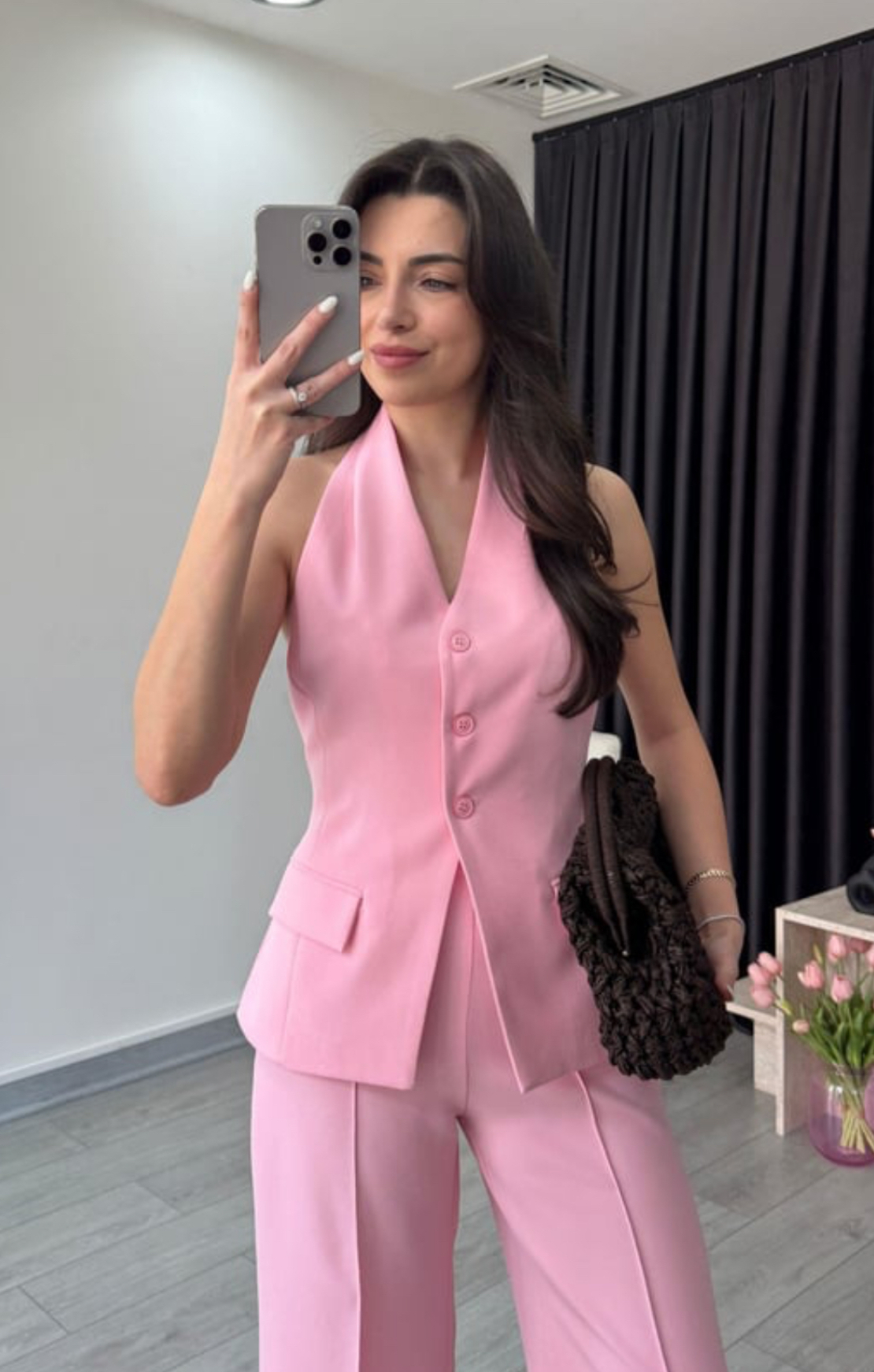 “Back Charm” Pink- Костюм от елек с гол гръб и широк панталон