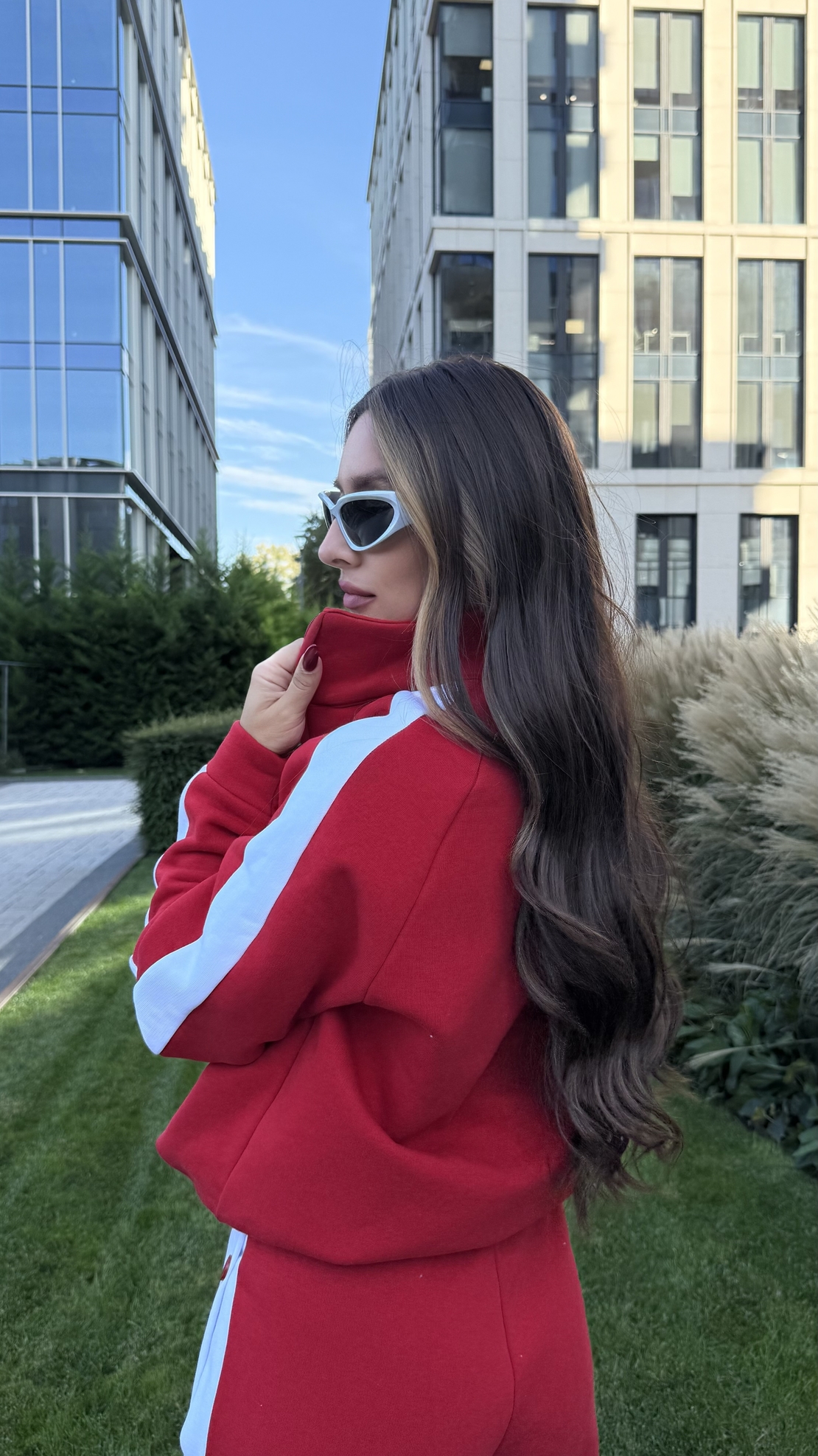 “ Urban Contrast Luxe Set “ red - спортен екип с копчета