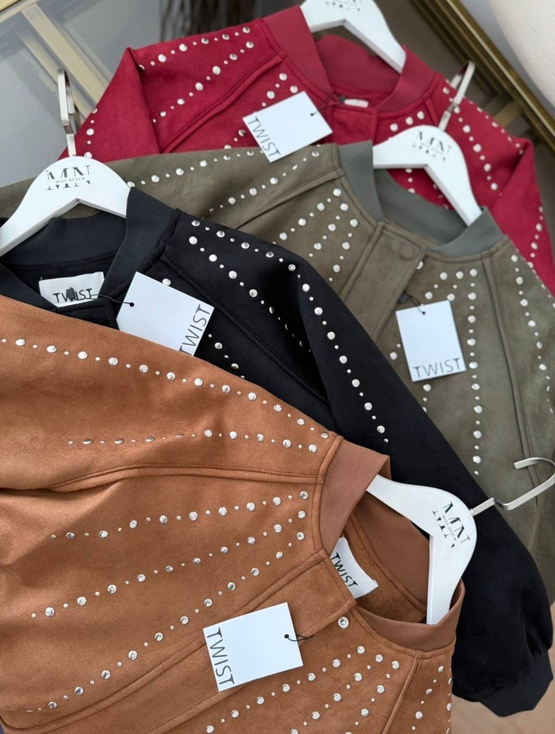 Bomber Chic  Black– яке/бомбър от набук с кабзи