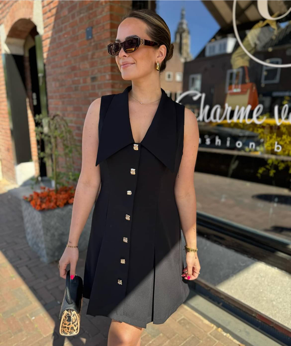 Luxe Dress в Черно