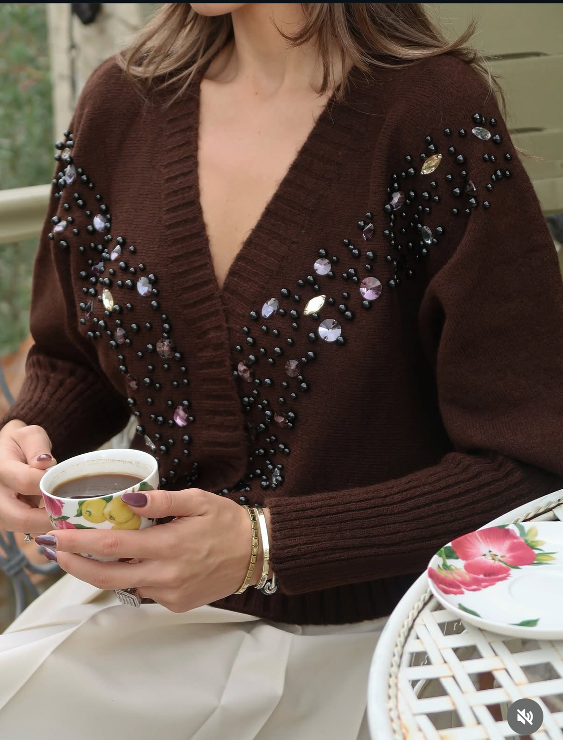 Cocoa Shine – Кафява жилетка с камъни