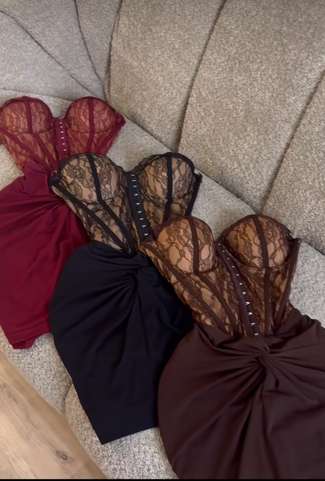 “ Lace Corset Mini Dress “ bordo