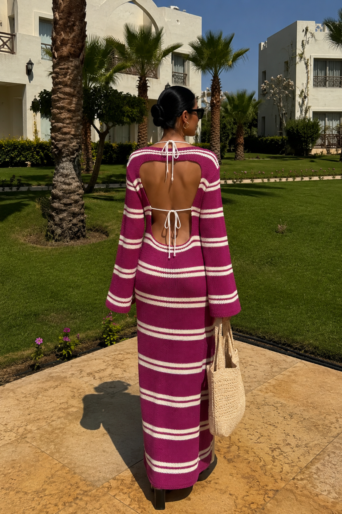 Oceana Backless Purple – дълга плажна рокля с дълъг ръкав и отворен гръб