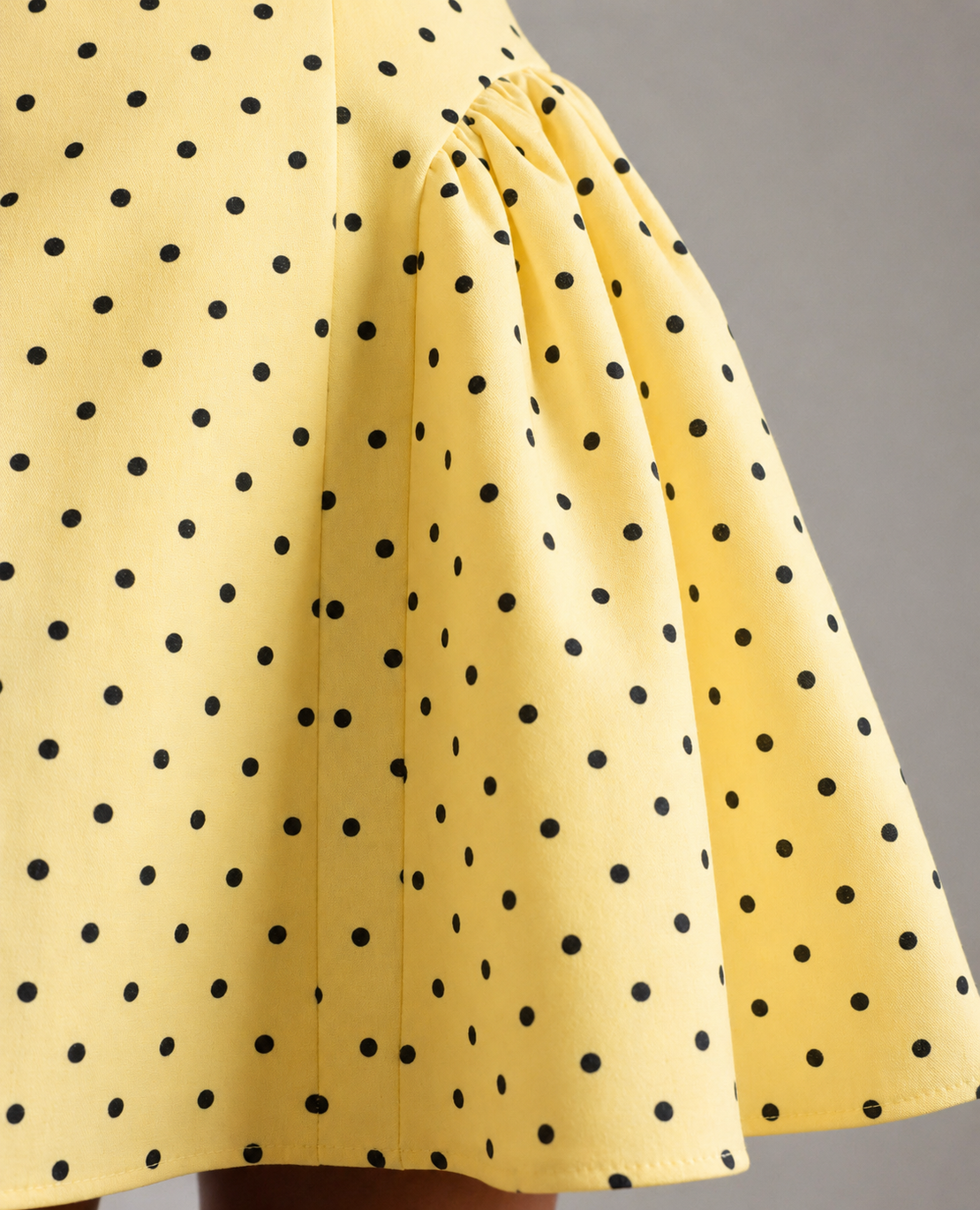 “Polka Grace” yellow - Рокля с връзки на гърба