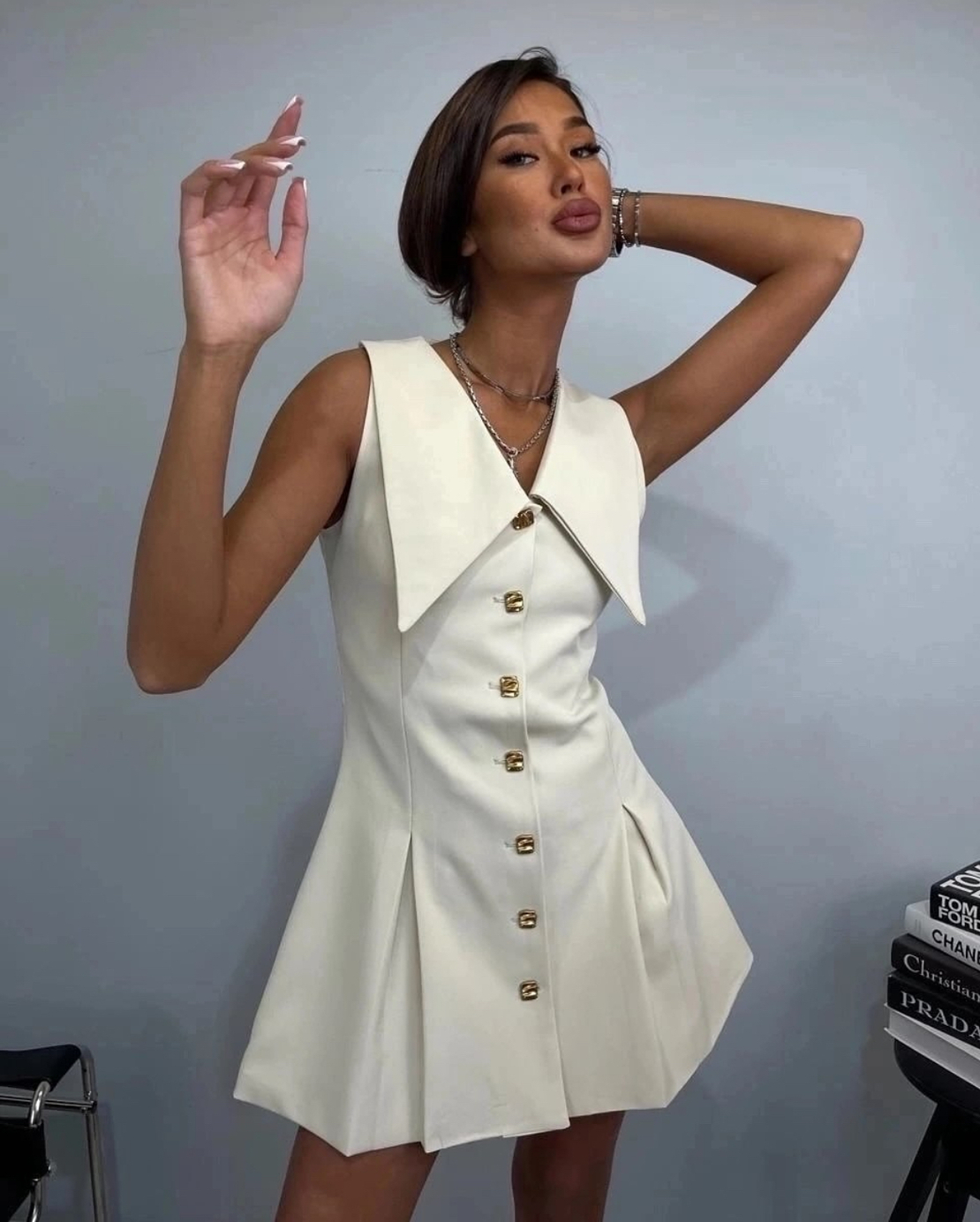 Luxe Dress в бяло