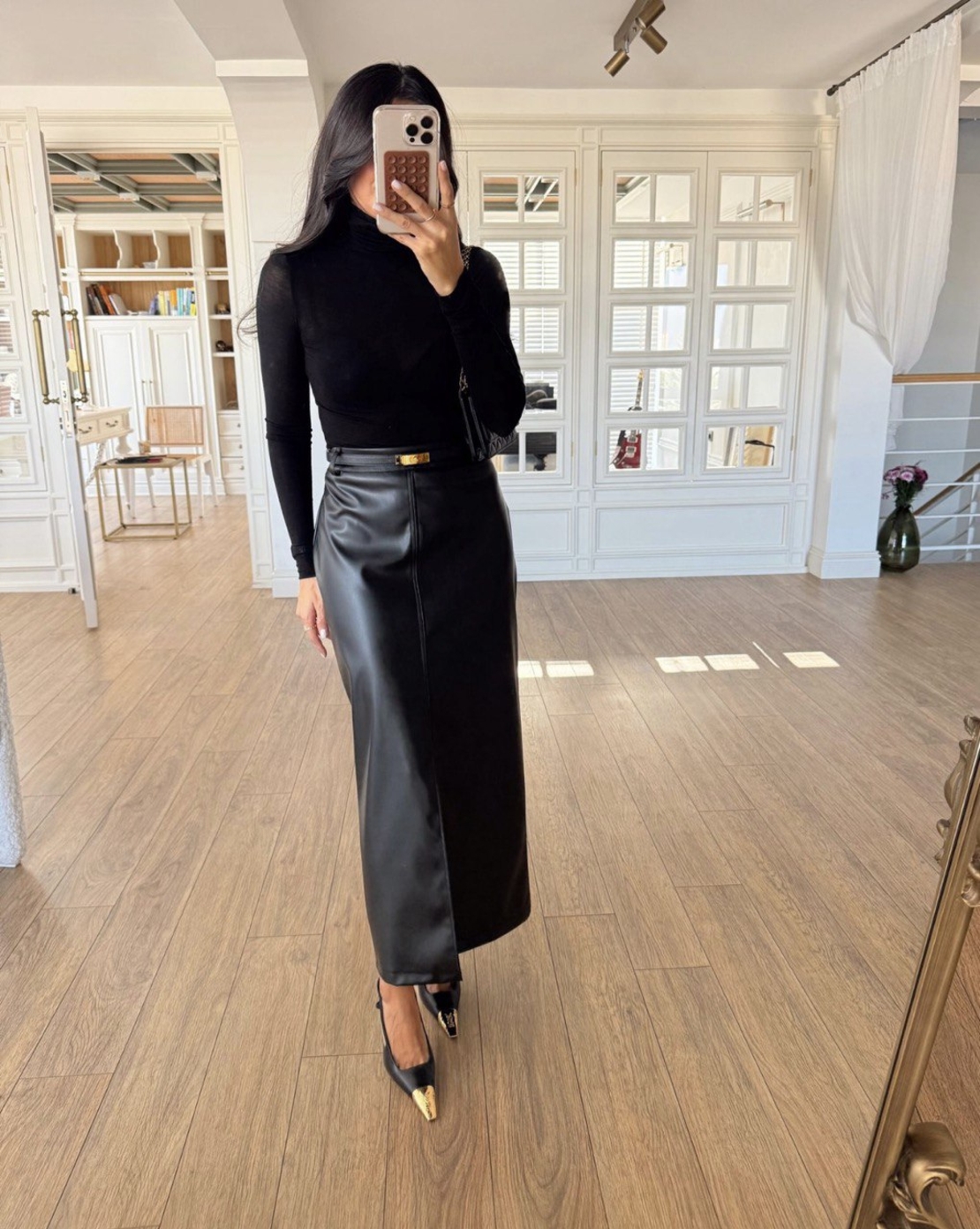 Елегантна кожена пола Noir