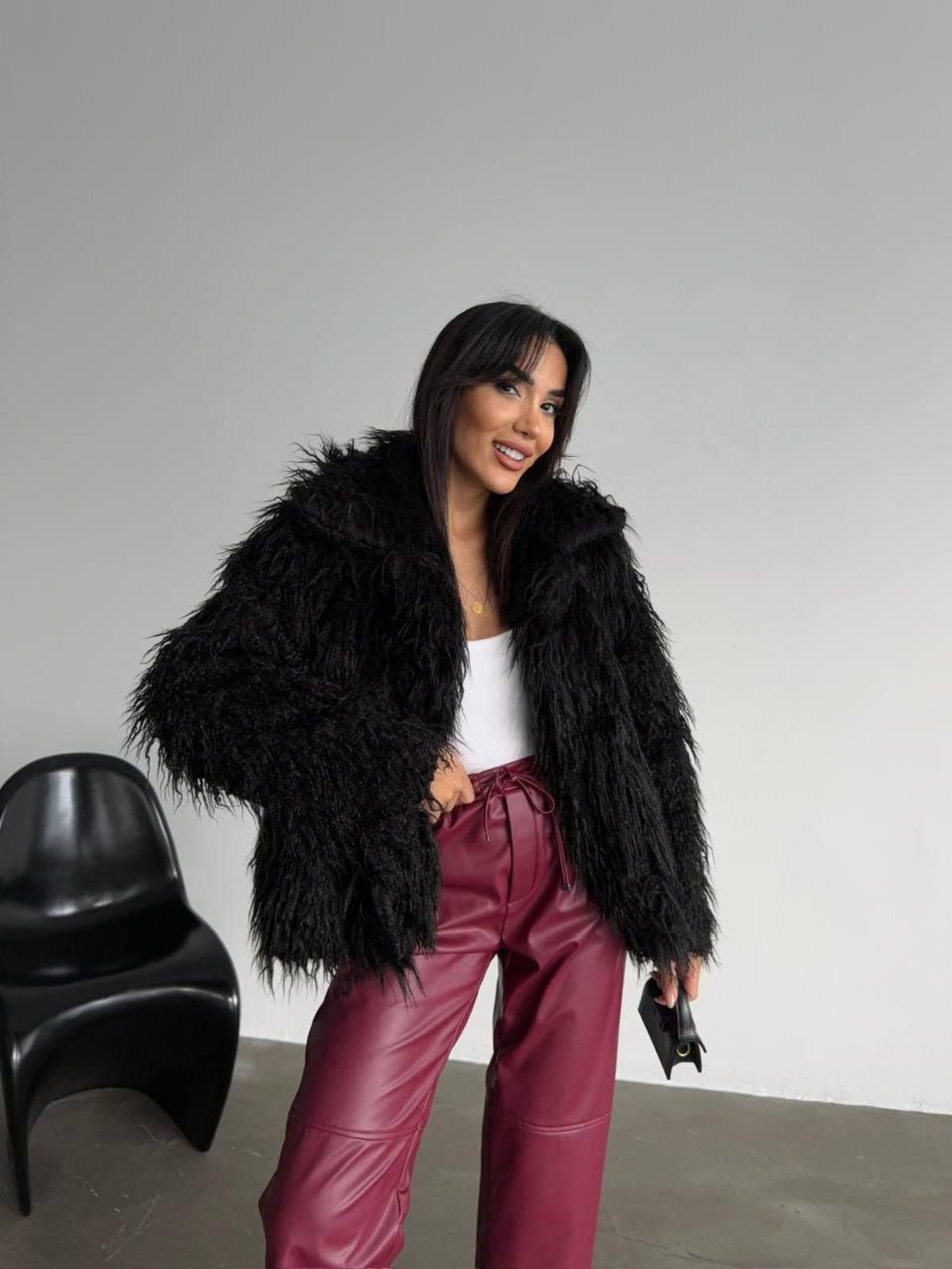 Дългокосместа Лама- палто Black