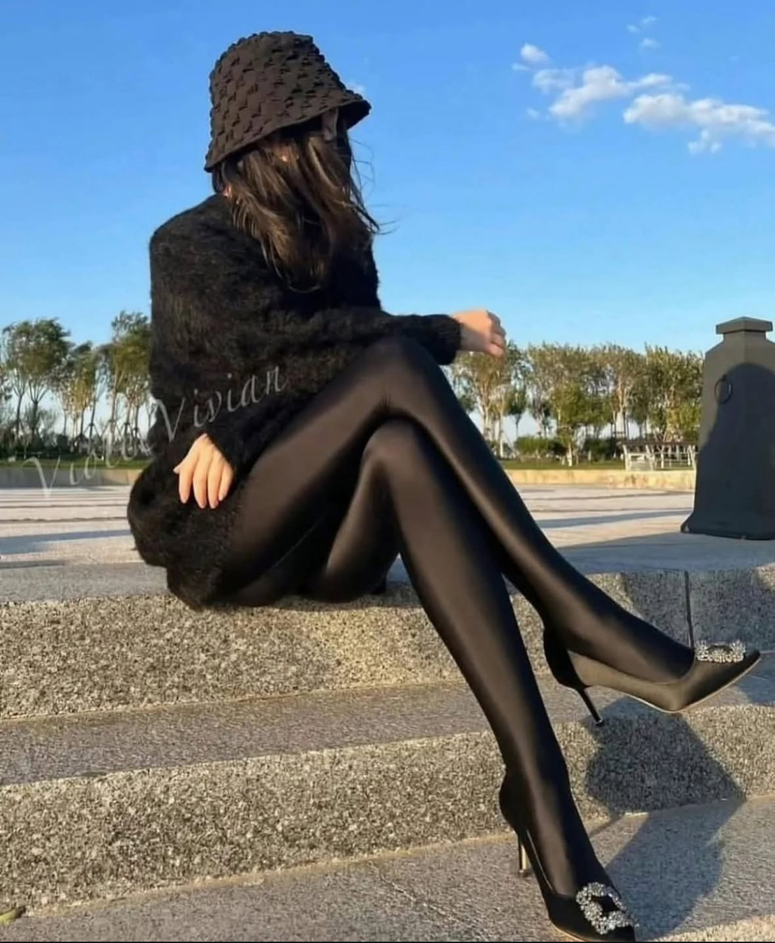 Shine Black Клин