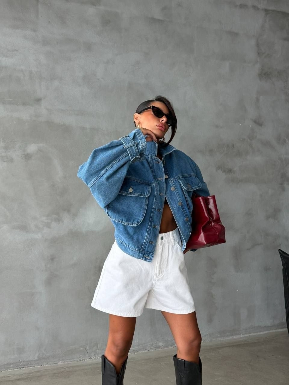 “ Ava” Дамско дънково яке Oversize със свободна кройка