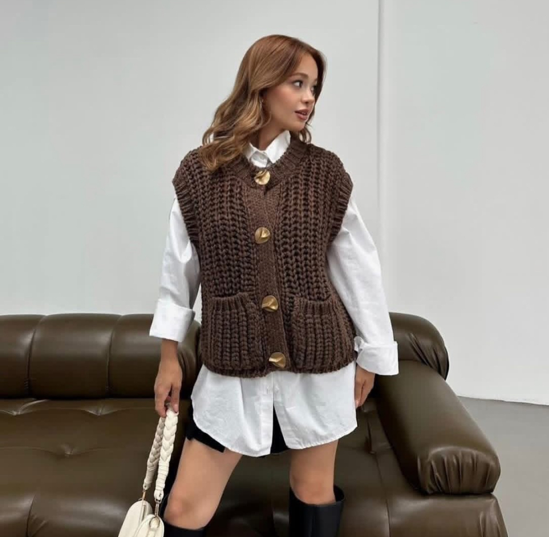 Дамска плетена жилетка без ръкави Cozy Knit Vest