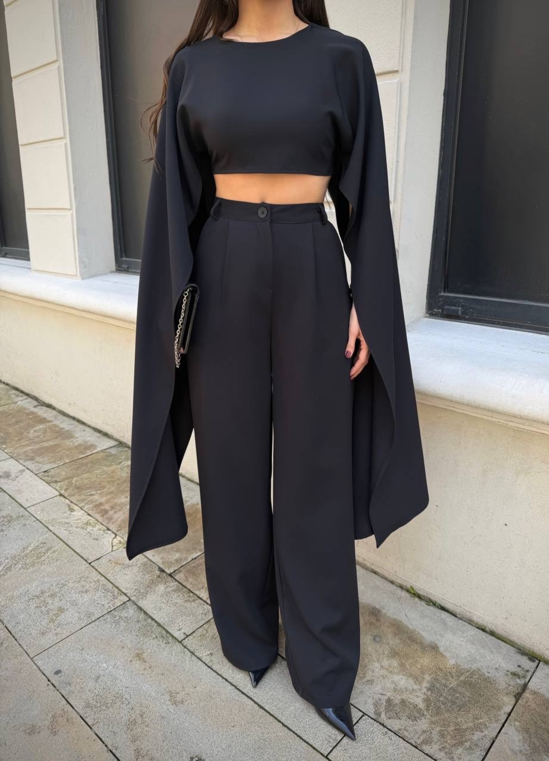 “Noir Cape” - Елегантен комплект