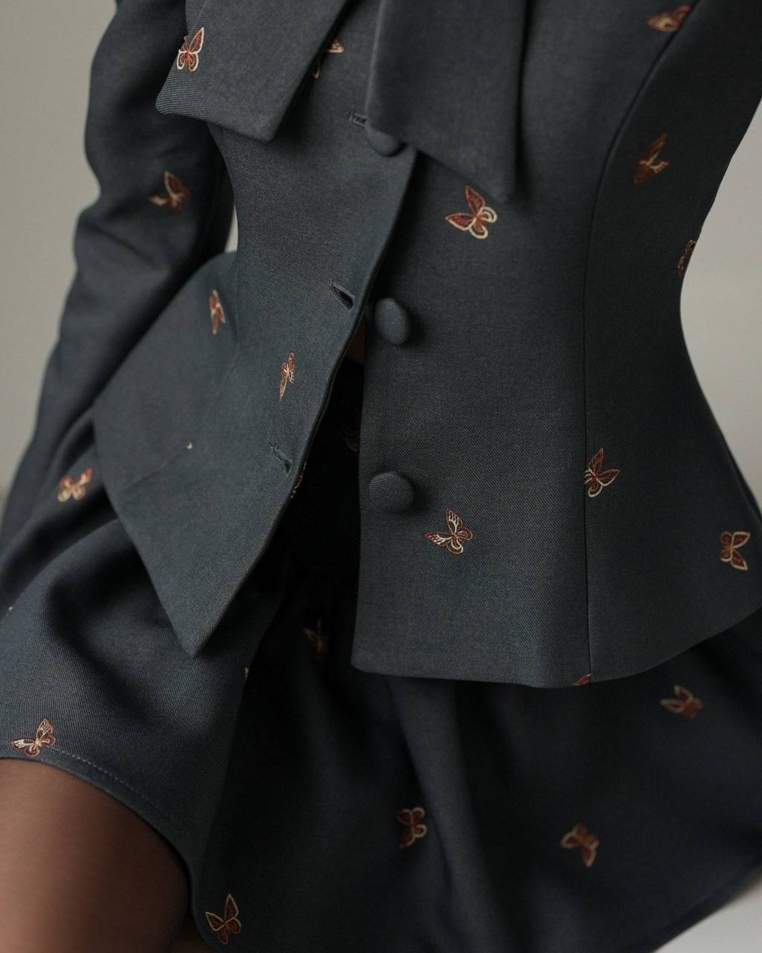 Butterfly Noir Set - Елегантен костюм