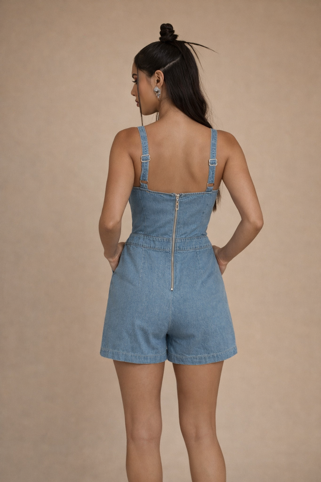 Къс дънков гащеризон тип бюстие