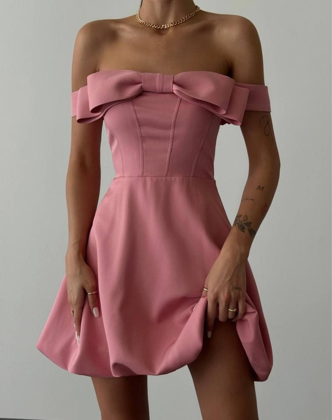 Eleganza – Елегантна рокля с панделка Pink