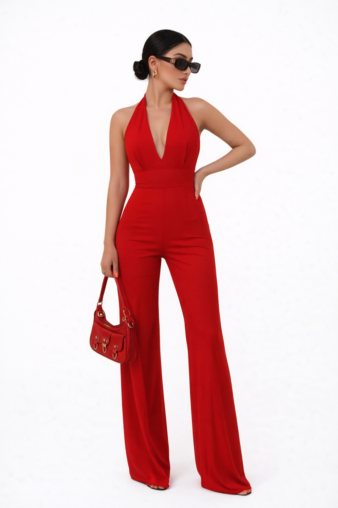 RED DIVA Елегантен гащеризон с гол гръб и дълбоко деколте