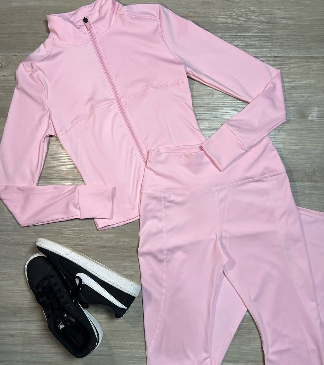 Спортен сет „ActiveFit“ Pink – комплект от клин и блуза с цип
