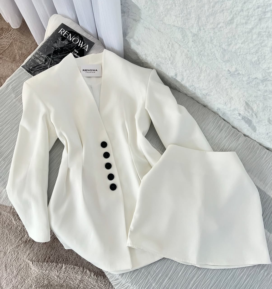 Елегантен костюм 