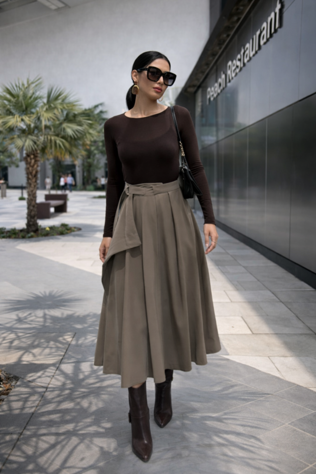 Elegance Flow - дълга пола с елегантна кройка