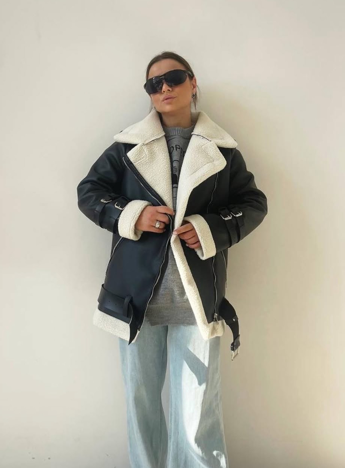 Winter Glow – кожено яке с каракул