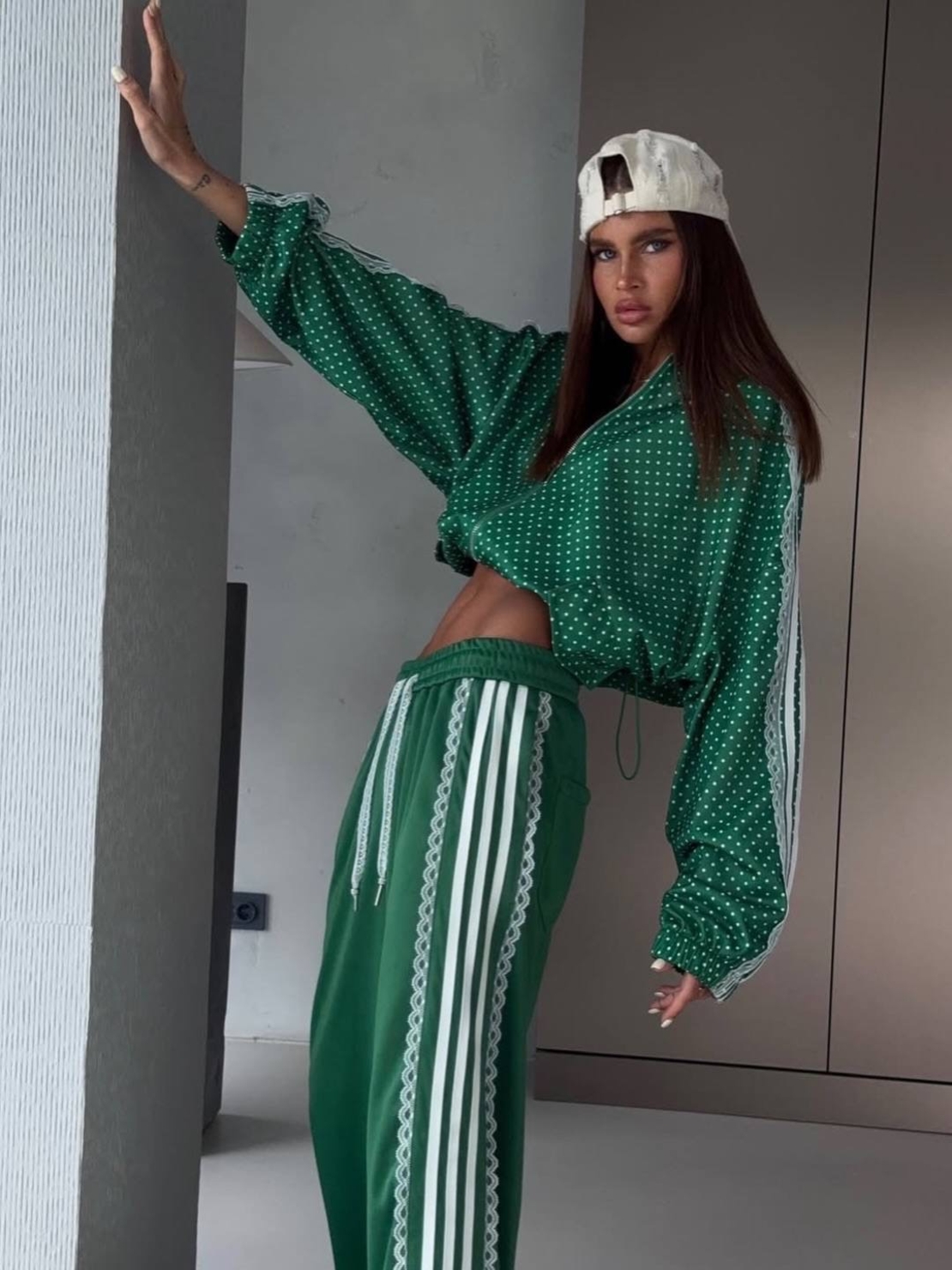 “ Bella “ green - спортен екип  с дантела