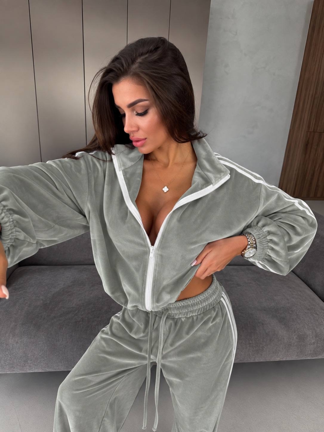 “ Velour contrast Set “ green – спортен екип от мек велур
