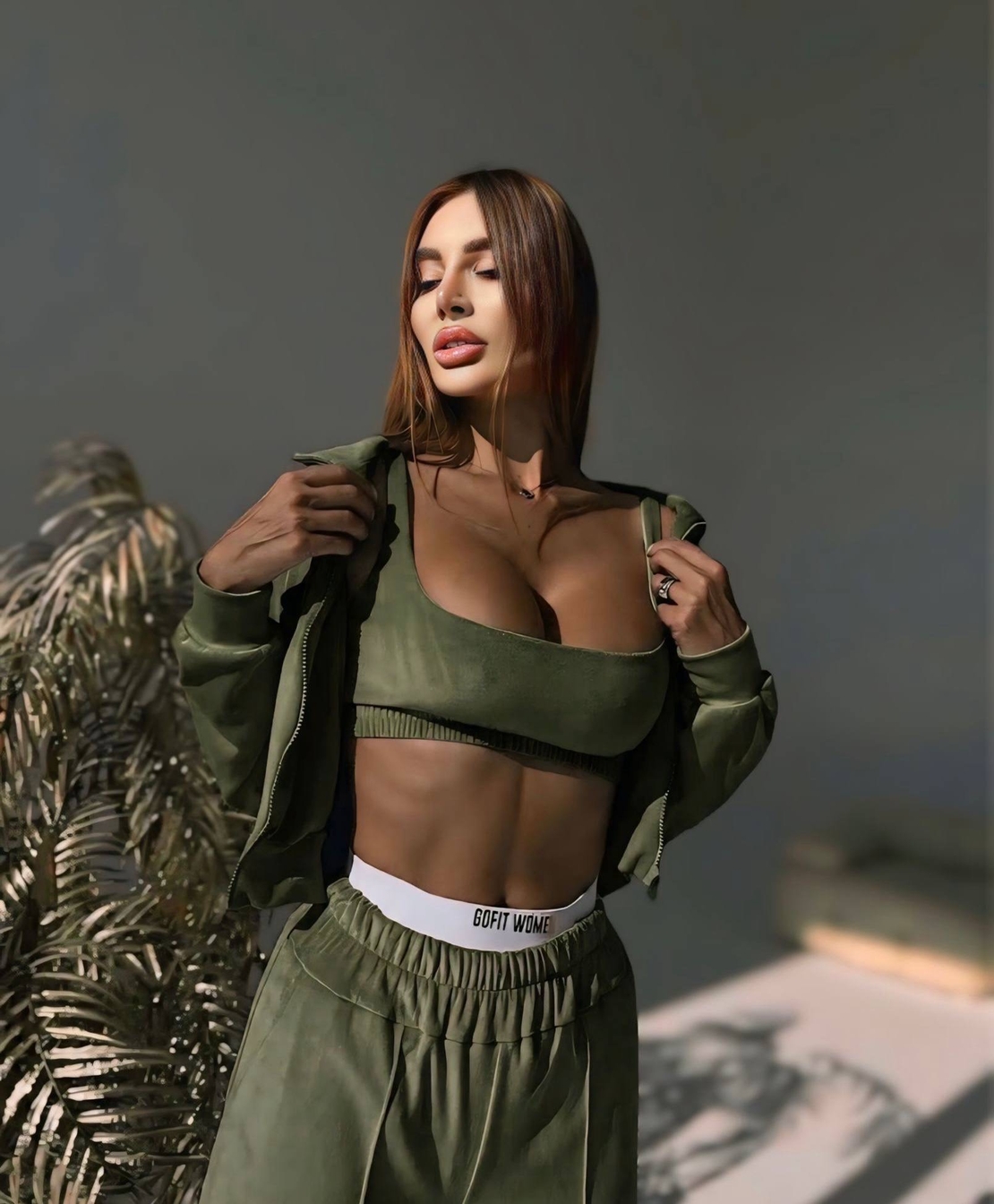 “ Rose Set “ green - спортен екип от велур – 3 части
