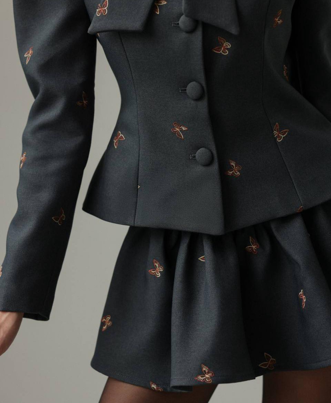 Butterfly Noir Set - Елегантен костюм