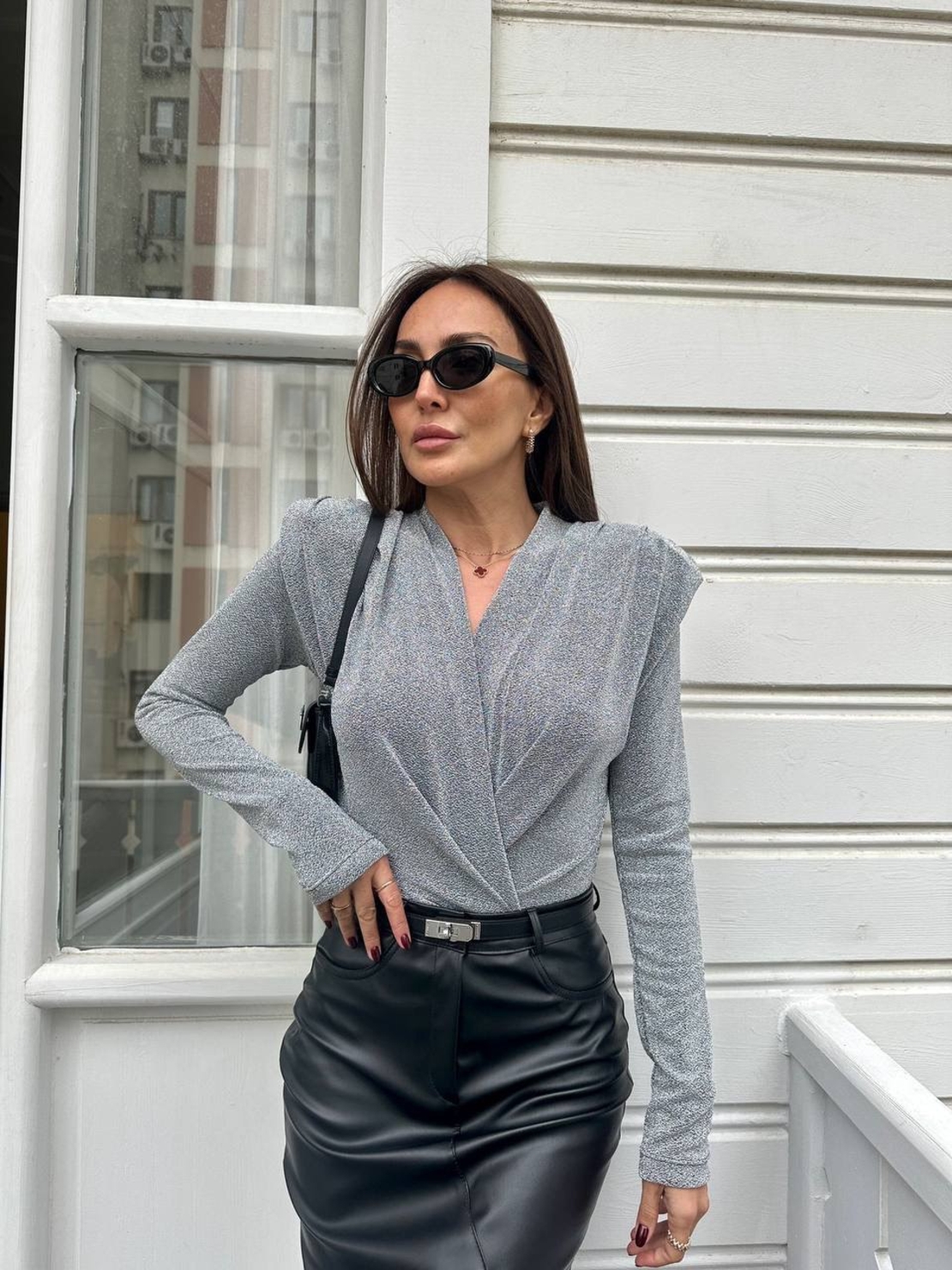 “Shine Motion Bodysuit” silver– Блестящо парти боди