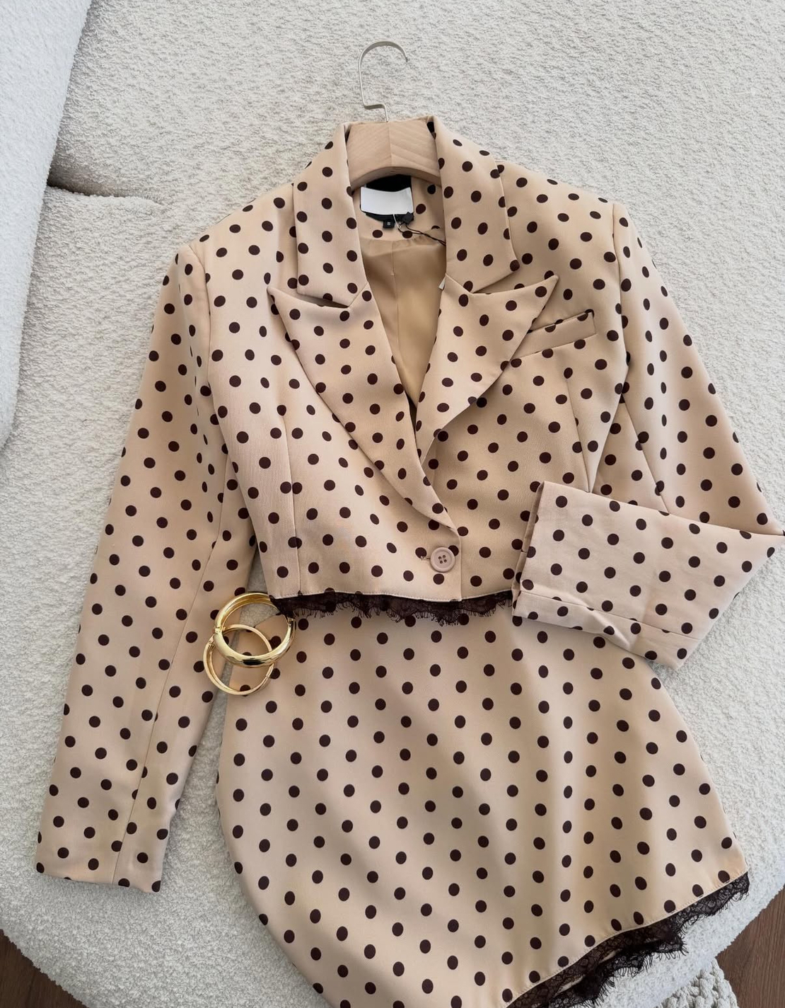“Paris Dots Chic Set” Beige- костюм сако и пола