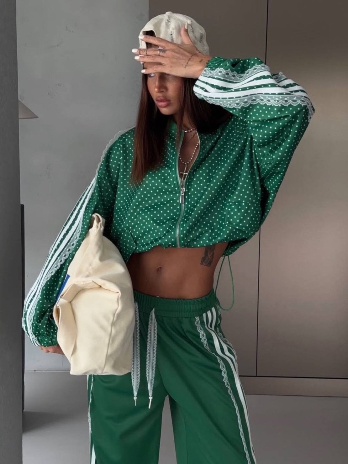 “ Bella “ green - спортен екип  с дантела
