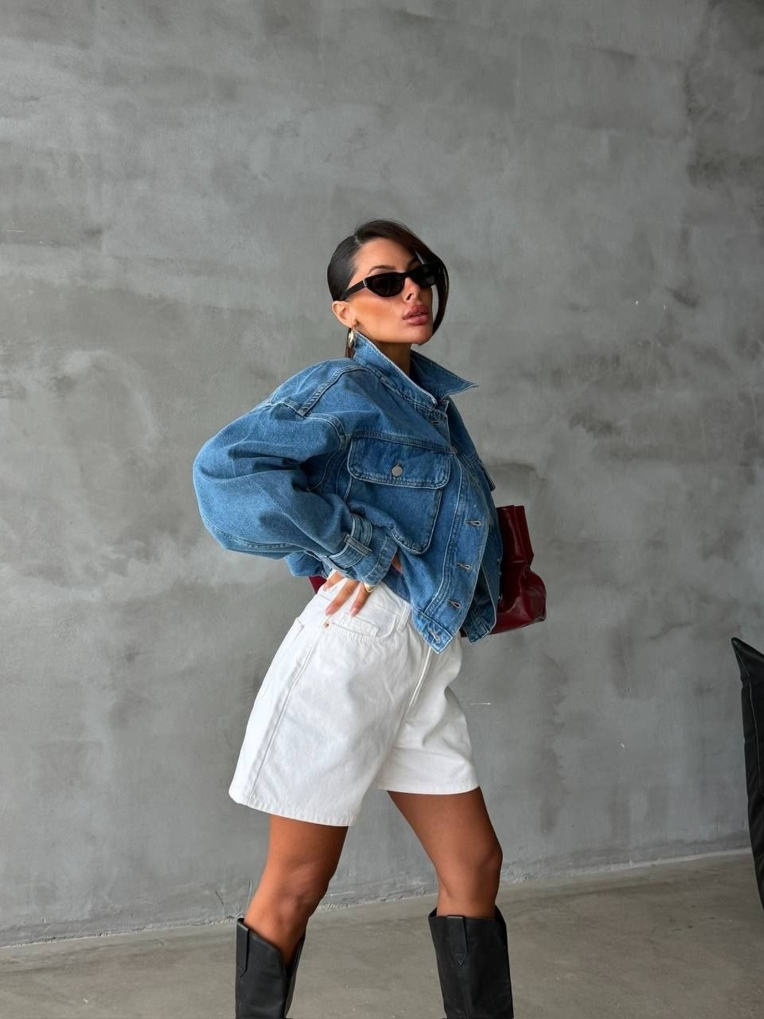 “ Ava” Дамско дънково яке Oversize със свободна кройка