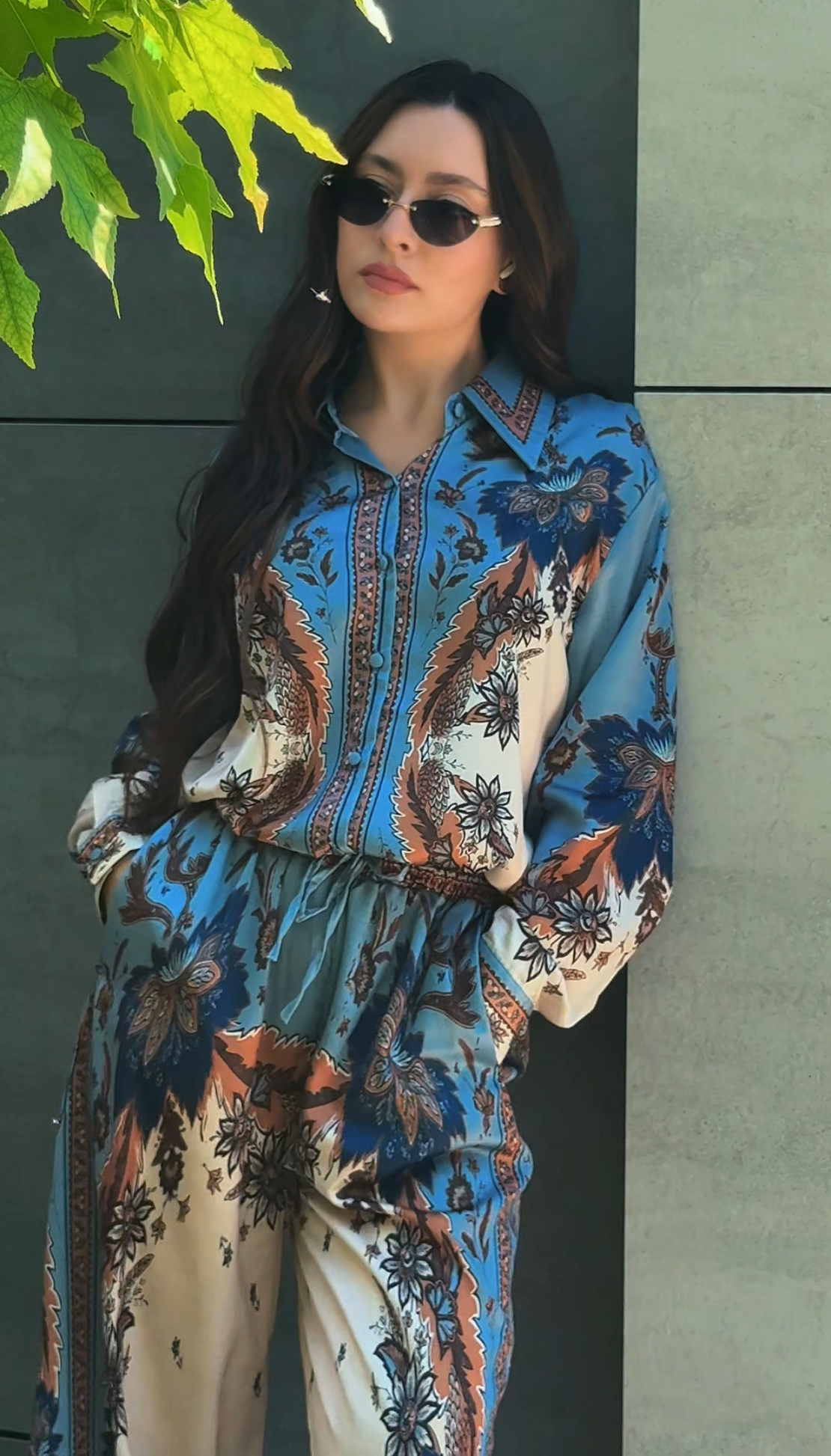 “Blue Ornament “ Premium Satin Set  – модел на Zimmermann