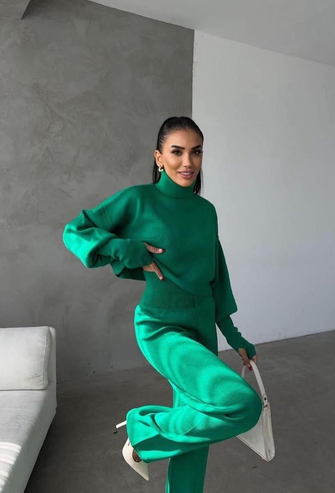 Cozy Elegance Set Green - плетен комплект с пуловер и панталон