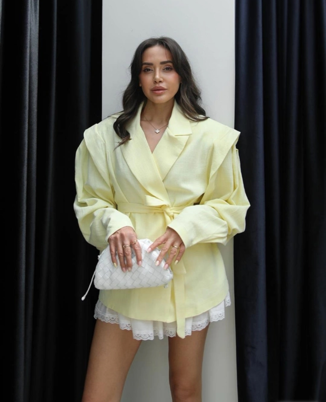 Linen Elegance Blazer yellow  – Ленено сако с колан