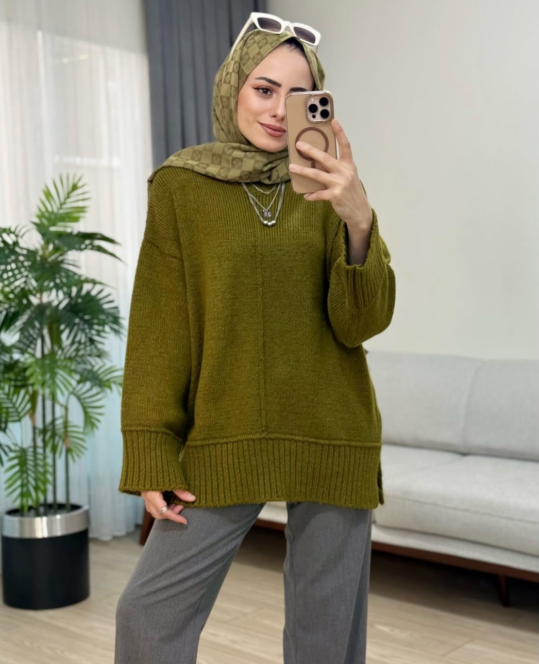 Издължен пуловер „Soft Touch“ Green